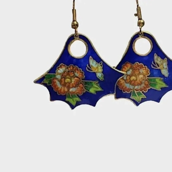 Vintage Blue Floral Oriental Style Dangling Earrings Hook Closure - Picture 3 of 3